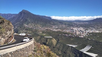 Ende Januar/Anfang Februar besuchten wir die Kanareninsel La Palma zum ersten Mal. Viel Grün, viele Aussichtspunkte und tolle Wolkengebilde. 